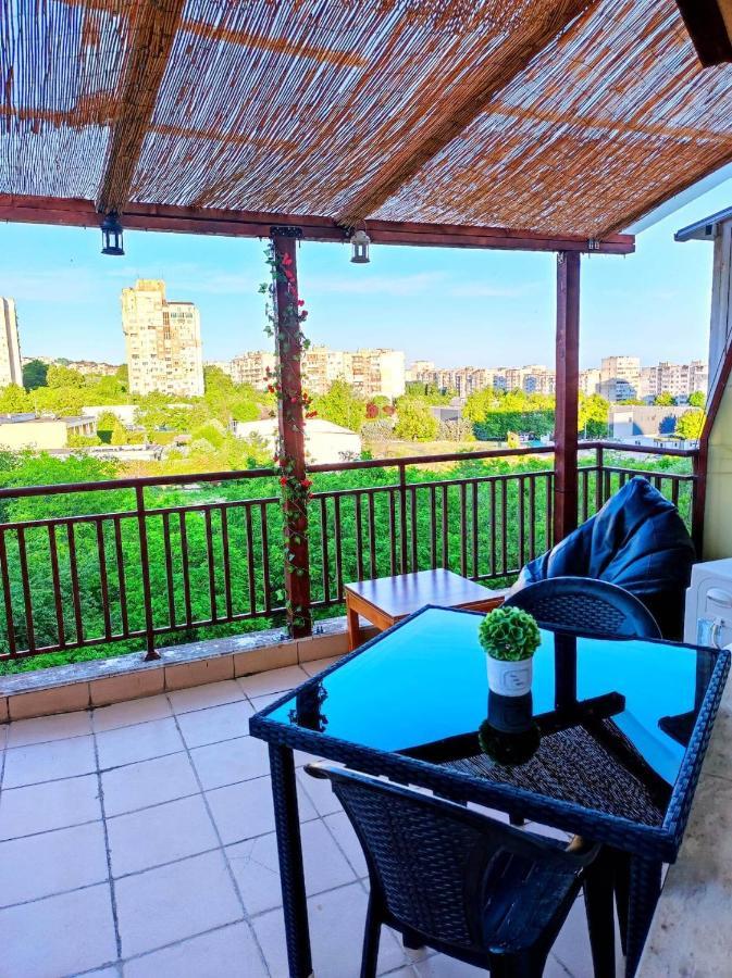 Апартамент Luxury - Residens Варна